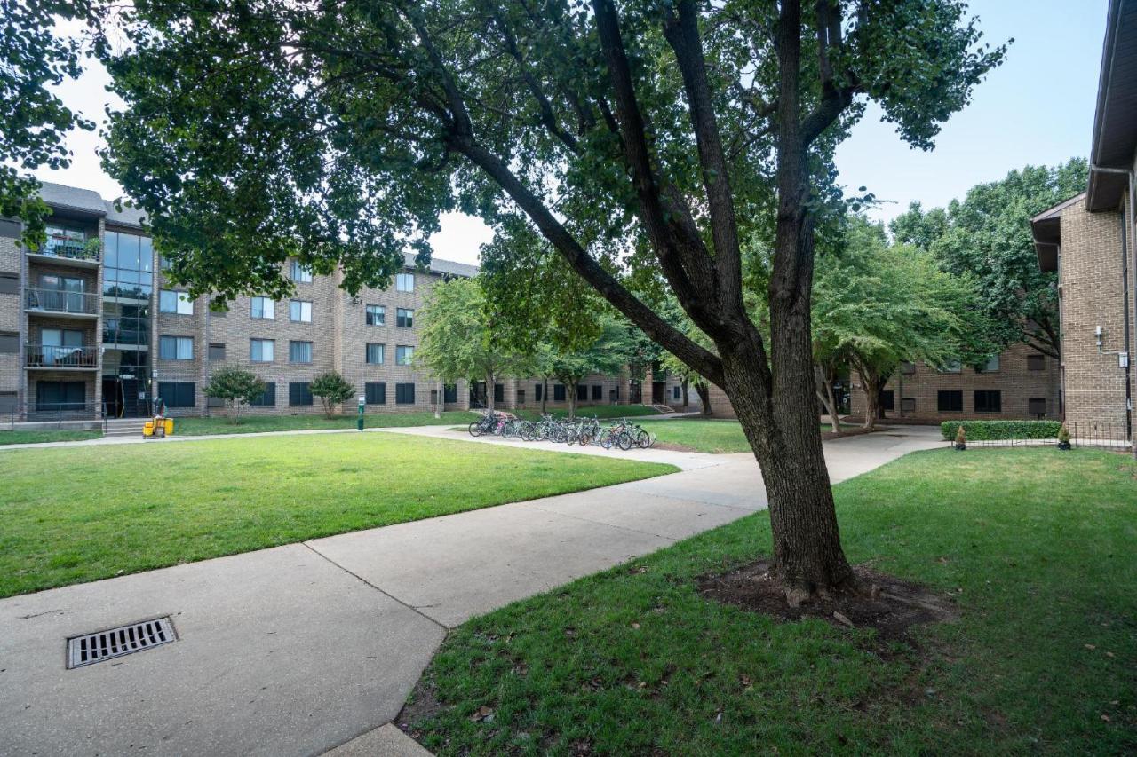 Mt Vernon Square Station Apartments ワシントン エクステリア 写真
