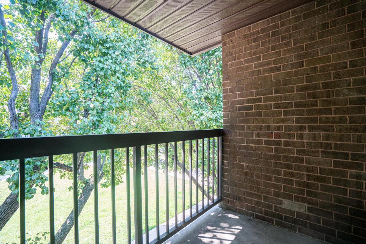 Mt Vernon Square Station Apartments ワシントン エクステリア 写真